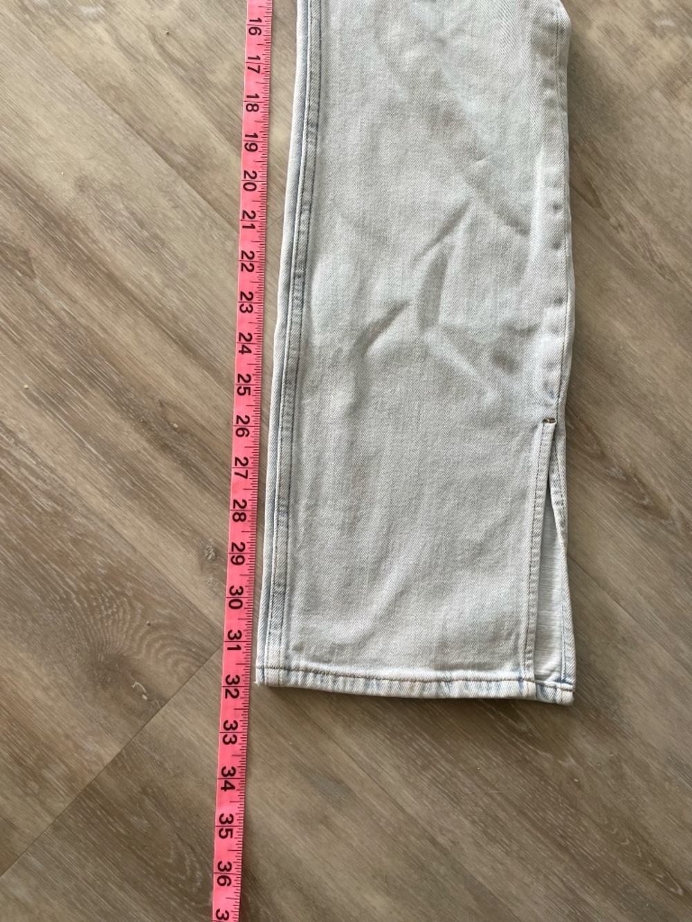 Abercrombie & Fitch 90s High Rise Slim Straight Split Hem Jeans | Light Wash 27 - Picture 10 of 13